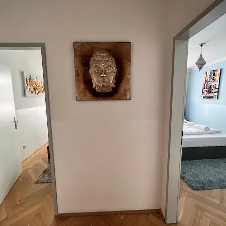 Exclusive Apartment Center Vienna-3